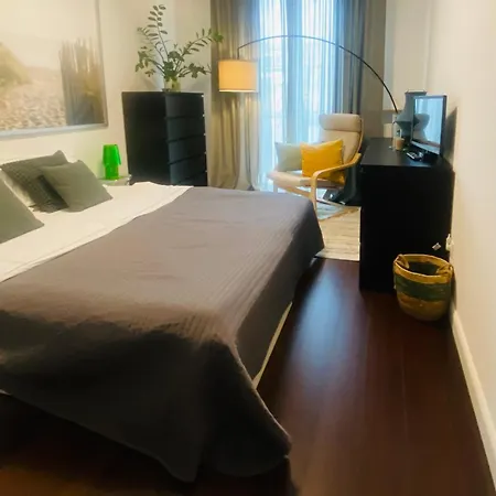 And Parking Apartment