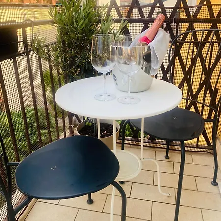 And Parking Apartment Verona